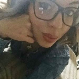 Meet your Posher, Vanessa